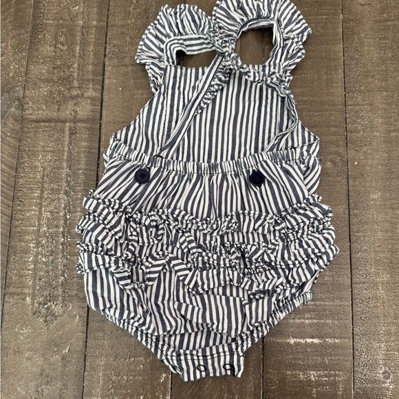 Ruffle Butts Navy Stripe Cross-Back Ruffle Romper Size 6-12 Months - Picture 4 of 7